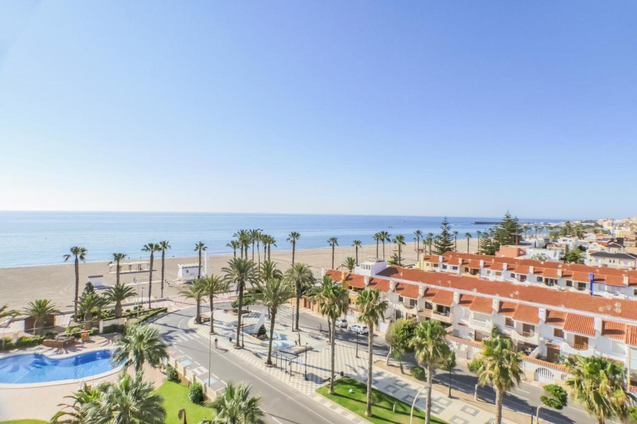 Atico Almeria. Paseo Maritimo Roquetas De Mar Dış mekan fotoğraf